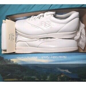 SAS Freetime Walking Shoes Women’s 9 M White Leather Comfort Sneakers NIB